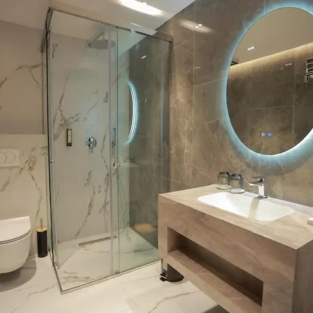 Select Boutique מלון 4*