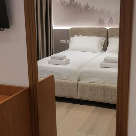 Select Boutique 4*